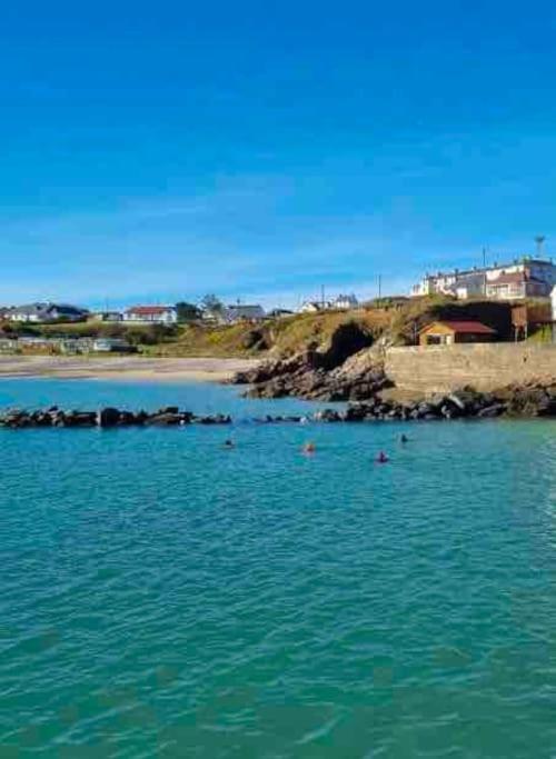 Cosy Portmor Log Cabin- Sea Views, Deck & Relaxation Malin Head المظهر الخارجي الصورة