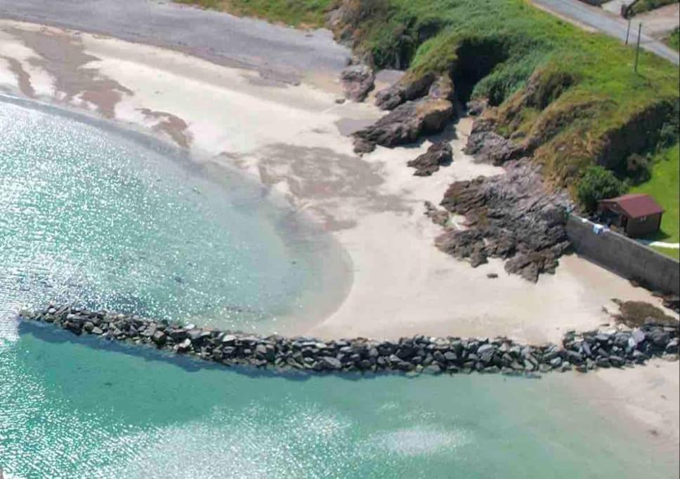 Cosy Portmor Log Cabin- Sea Views, Deck & Relaxation Malin Head المظهر الخارجي الصورة